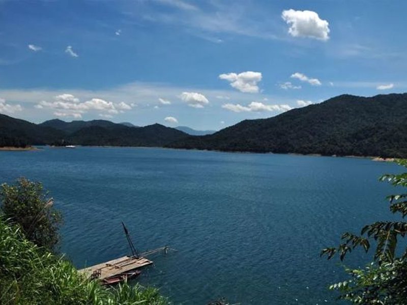 酒仙湖
